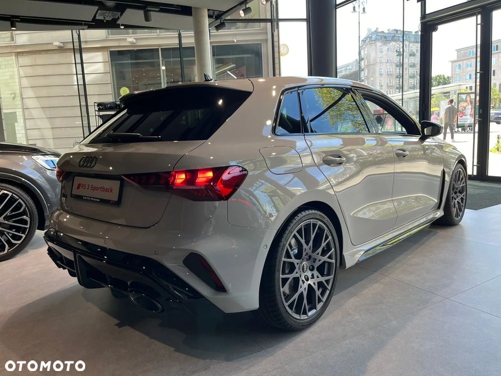 Audi RS3 Sportback - 2
