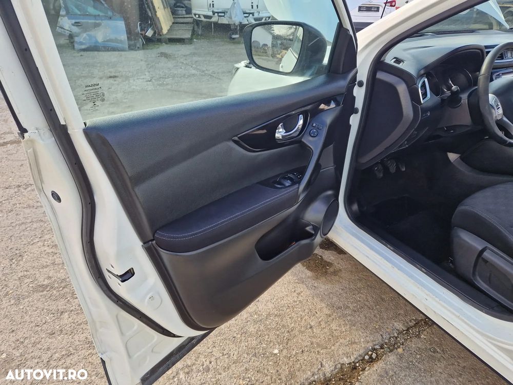 Nissan Qashqai 1.5 DCI TEKNA - 5