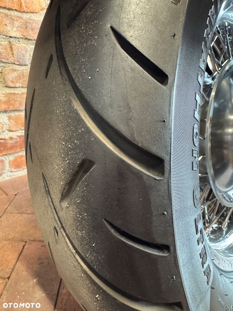 Suzuki Intruder - 35