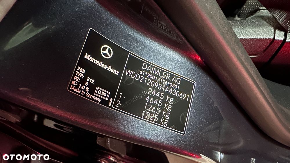 Mercedes-Benz Klasa E 350 CDI DPF 4Matic BlueEFFICIENCY 7G-TRONIC Avantgarde - 40