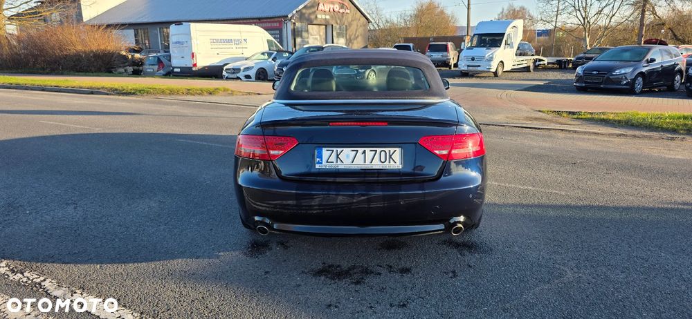 Audi A5 Cabrio - 4