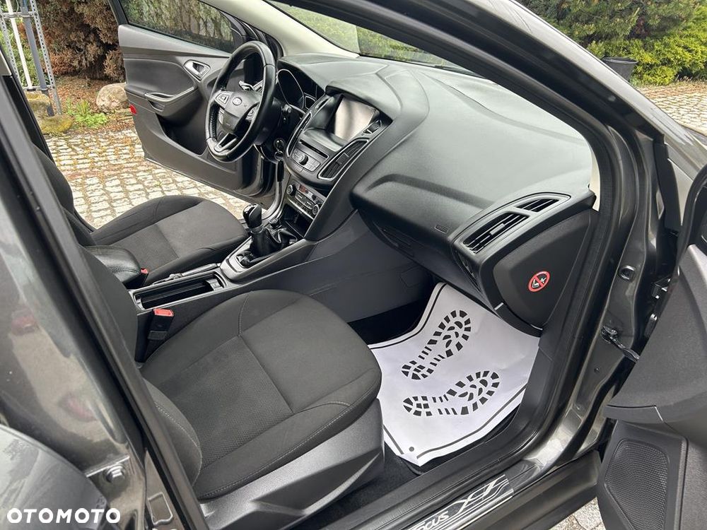 Ford Focus - 29