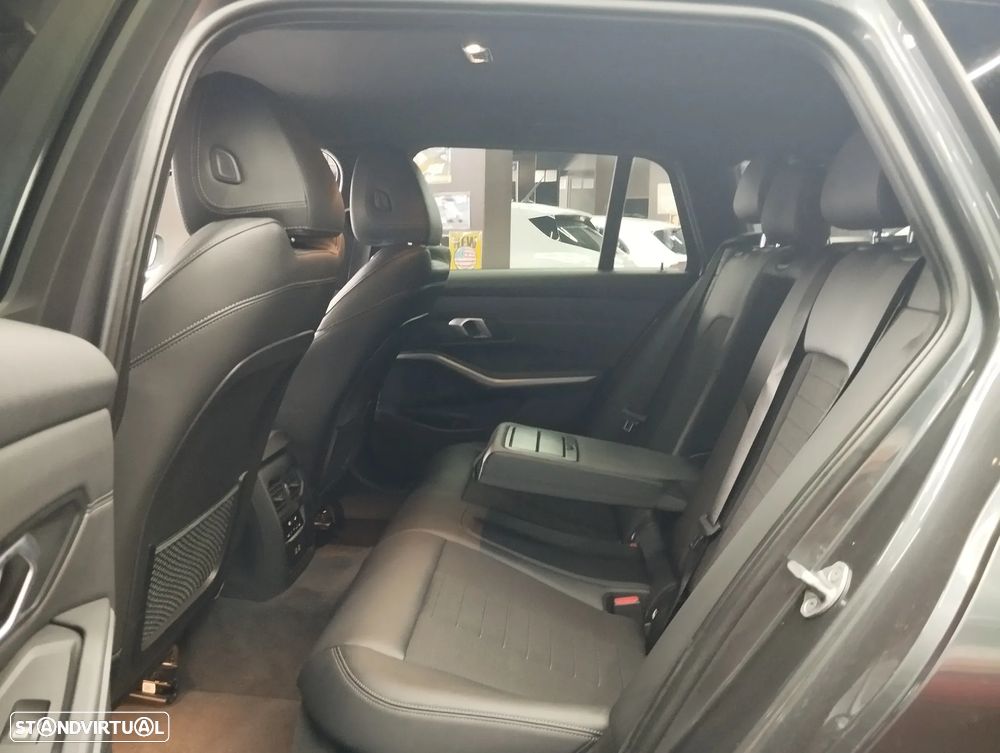 BMW 320 e Auto - 16