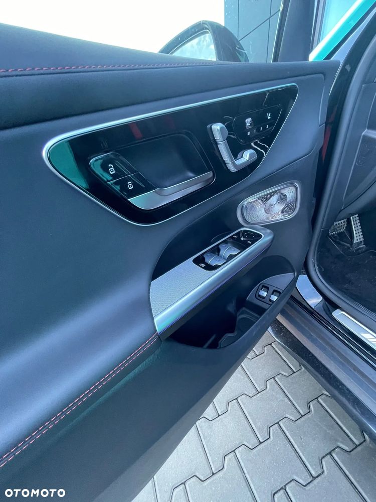 Mercedes-Benz GLC 2025