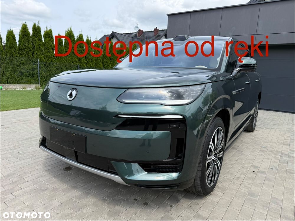 Denza N9 - 1