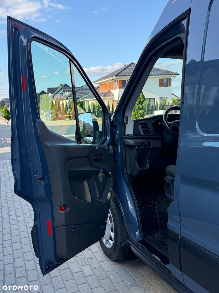 Ford Transit - 19