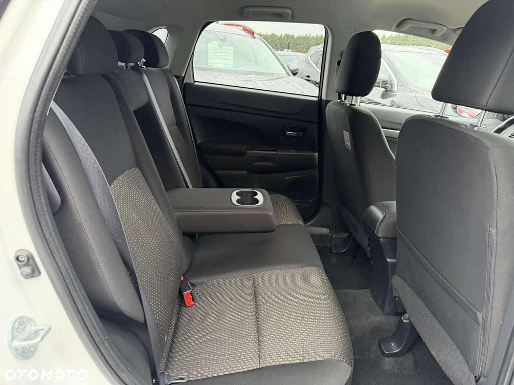 Mitsubishi ASX 1.6 2WD Plus - 13