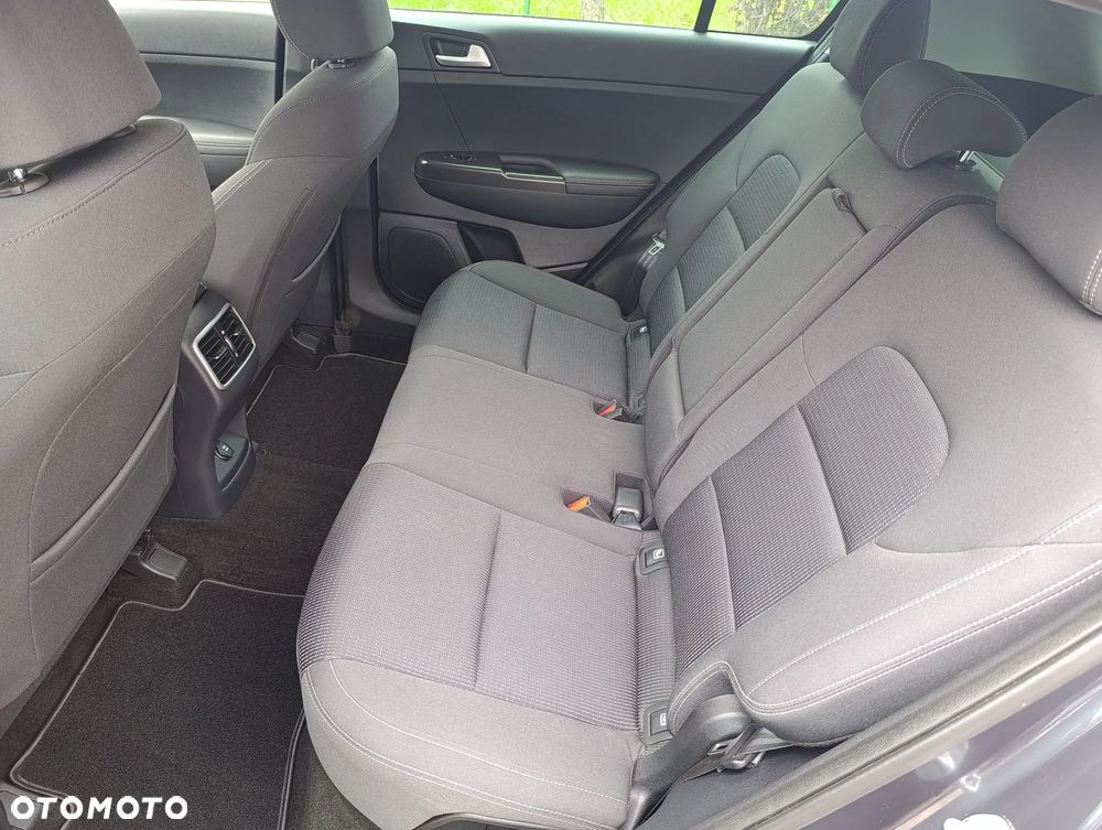Kia Sportage 1.6 GDI 2WD ISG Dream-Team Edition - 22