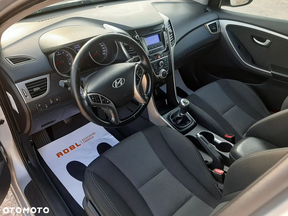 Hyundai i30 1.6 GDI Style - 15