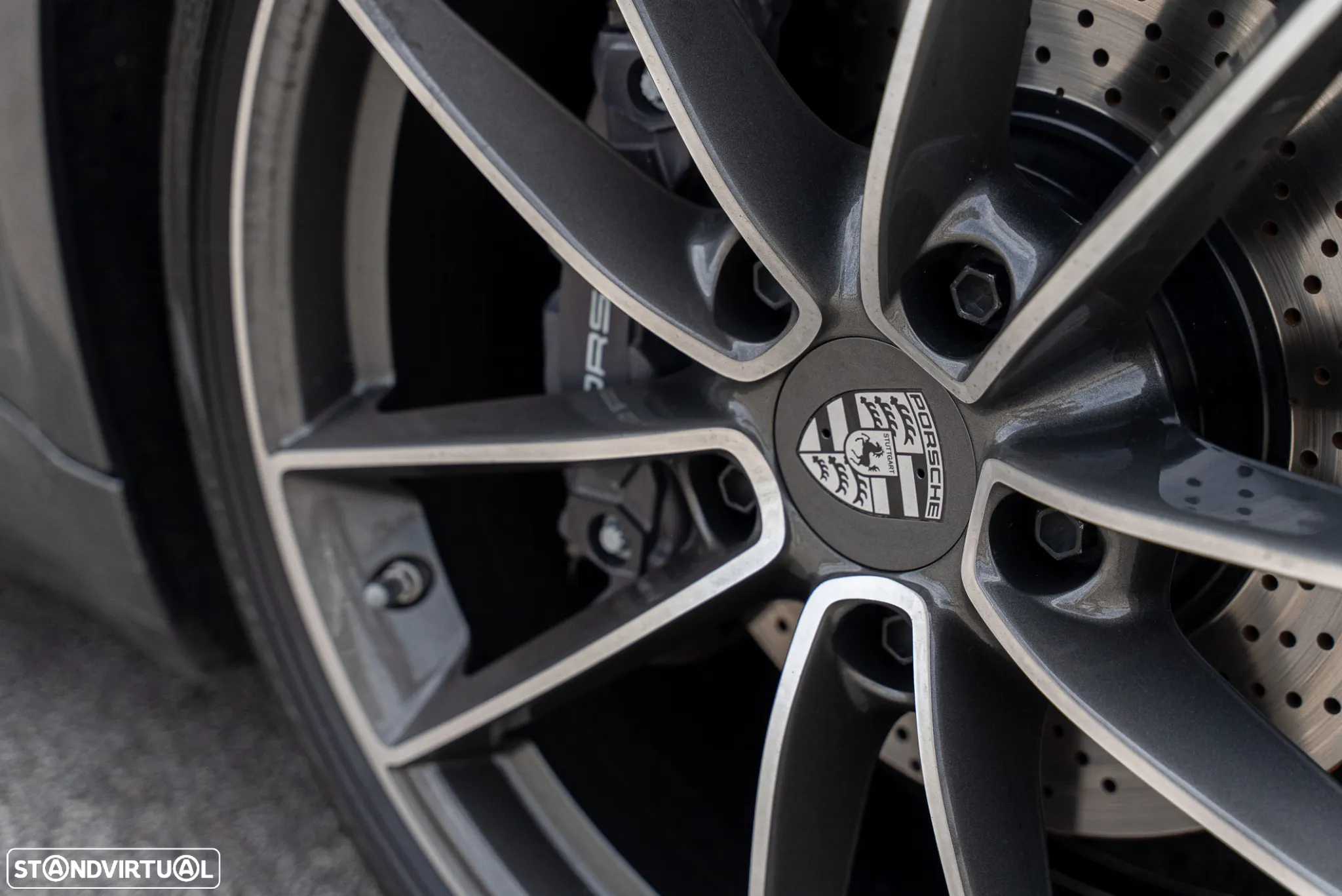 Porsche 911 (992) Carrera 4 PDK - 18