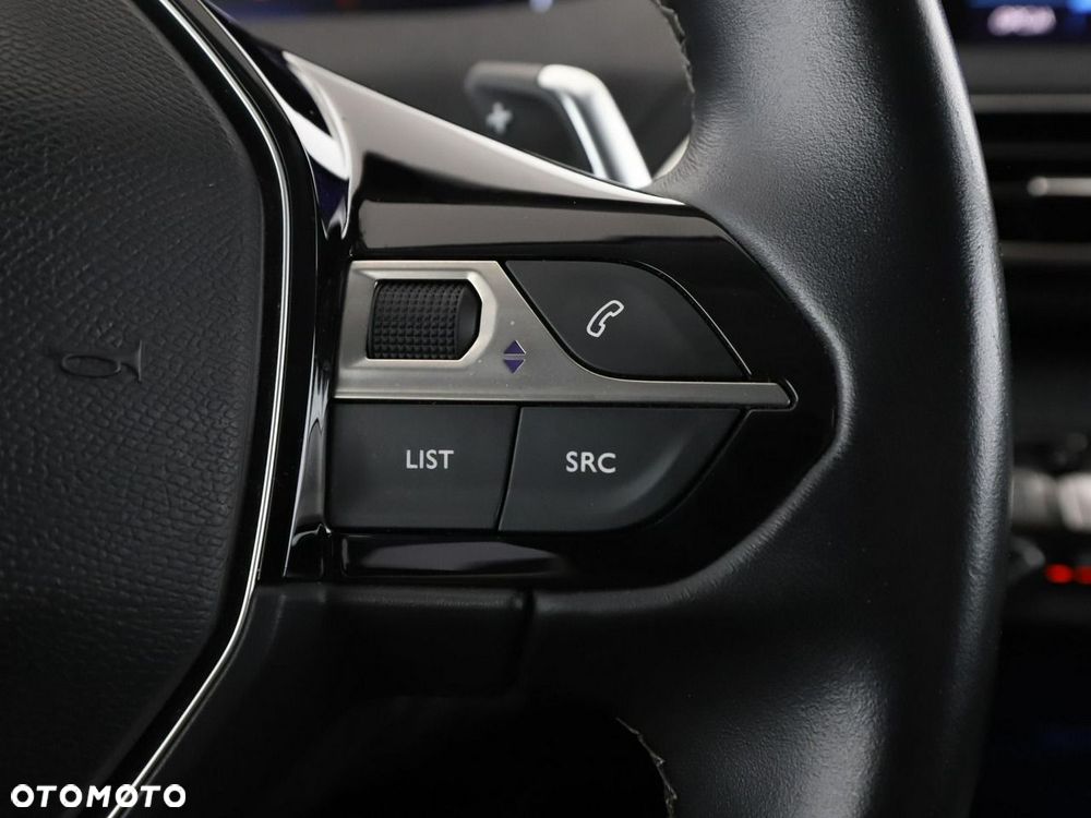 Peugeot 3008 PureTech 130 Stop & Start GPF EAT8 Allure - 32