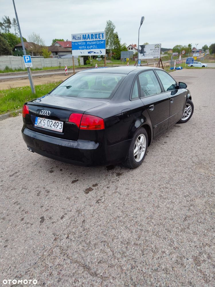Audi A4 Limousine - 7