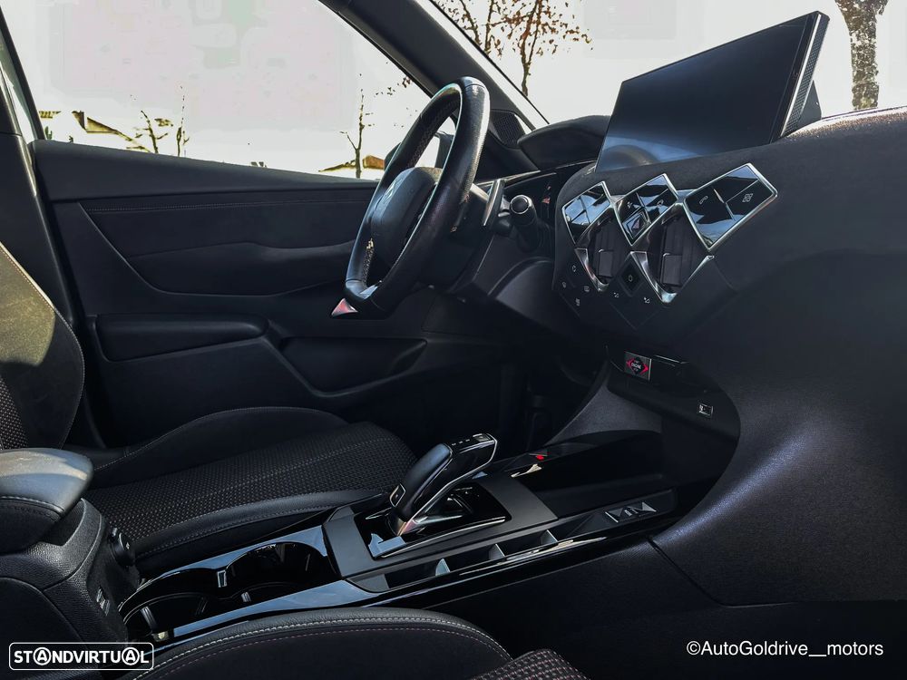 DS DS3 Crossback 1.2 PureTech Performance Line EAT8 - 8