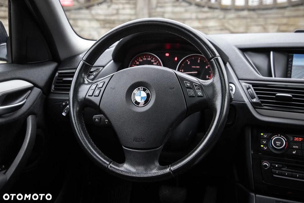 BMW X1 xDrive20d - 26
