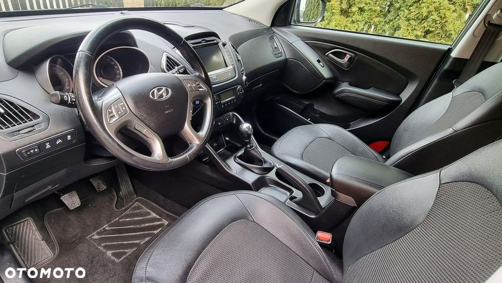 Hyundai ix35 - 12