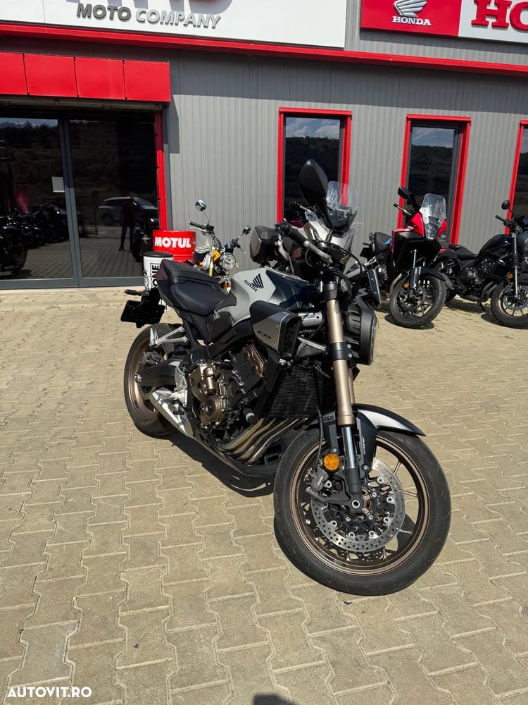 Honda CB 650R - 4