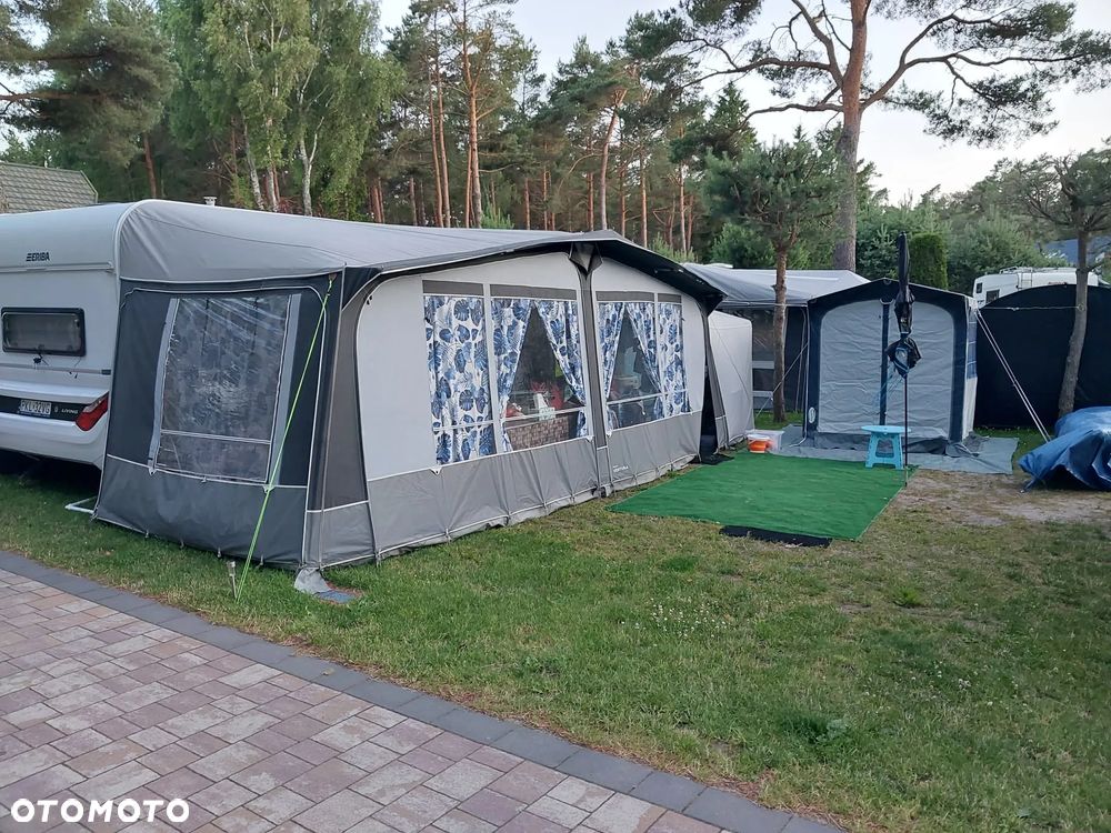 Hymer-Eriba LIVING 525 - 3