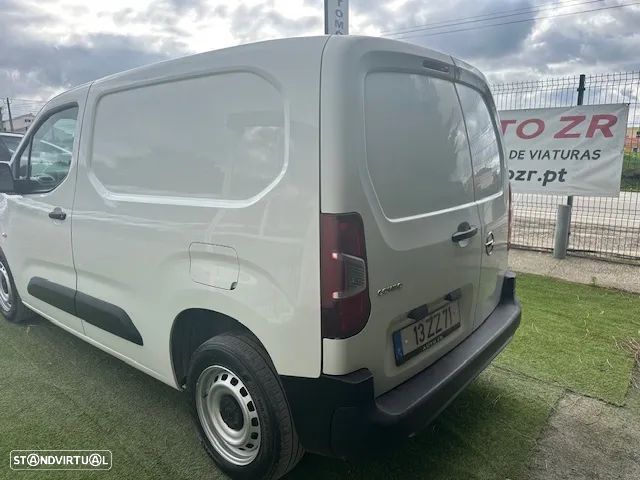 Opel COMBO 3 LUG. - 4