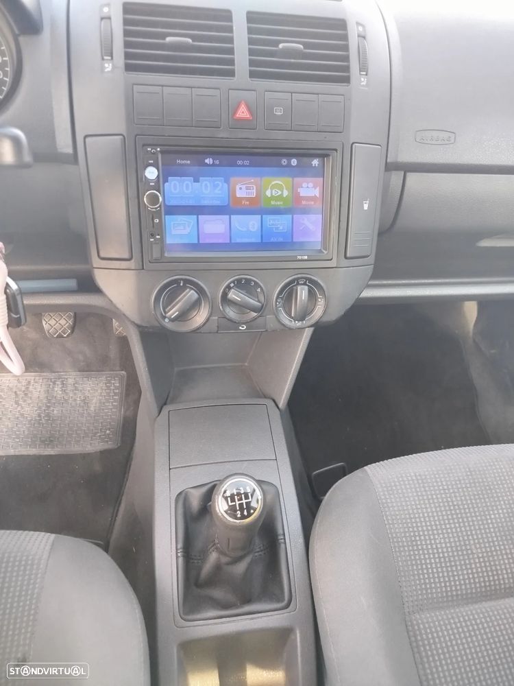 VW Polo 1.2 Confortline - 18