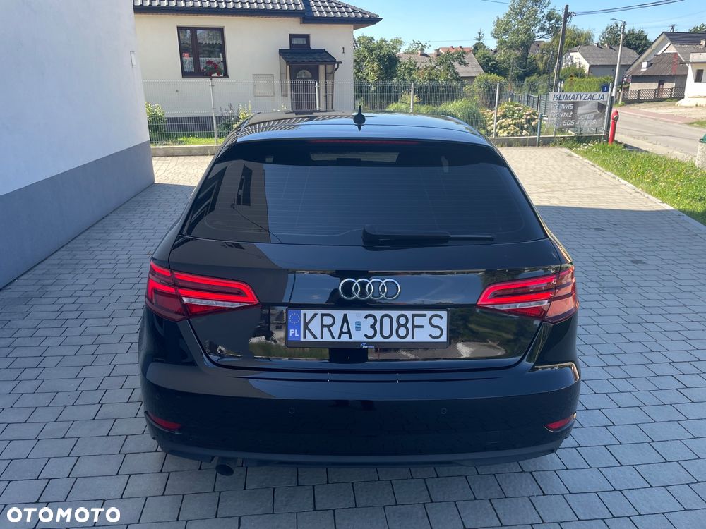 Audi A3 Sportback - 12