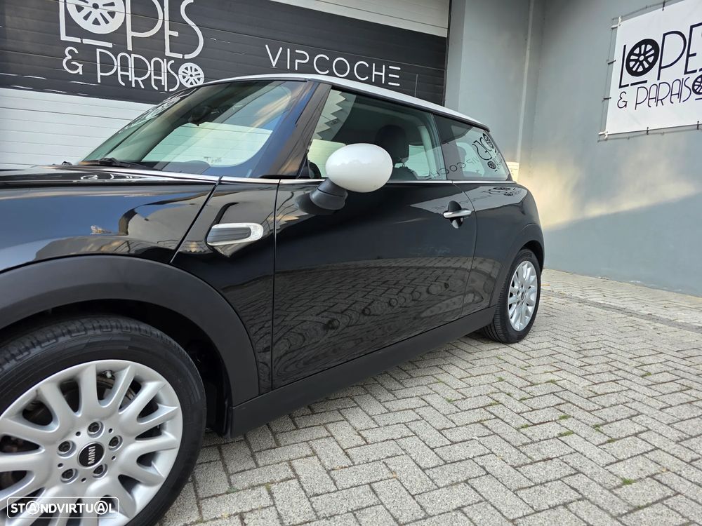 MINI 3 Portas Cooper D - 18