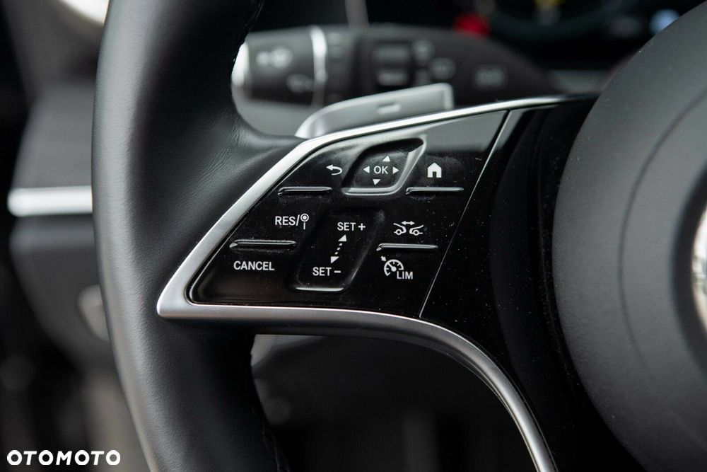 Mercedes-Benz Klasa E - 19