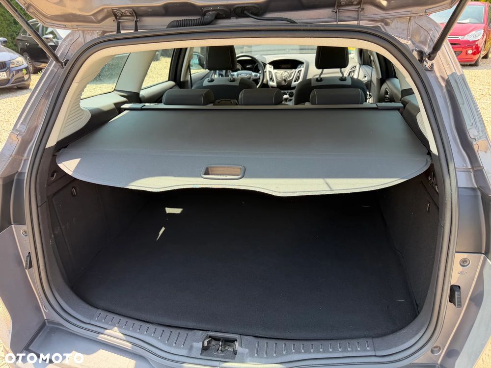 Ford Focus 1.6 TDCi DPF Champions Edition - 10