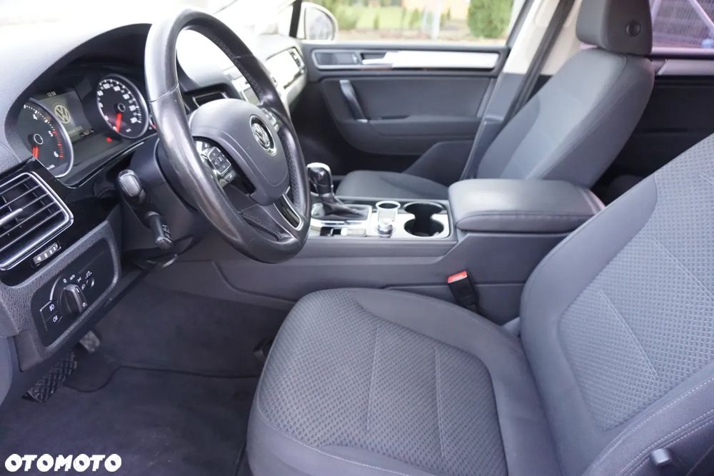 Volkswagen Touareg 3.0 V6 TDI SCR Blue Motion DPF Automatik - 9
