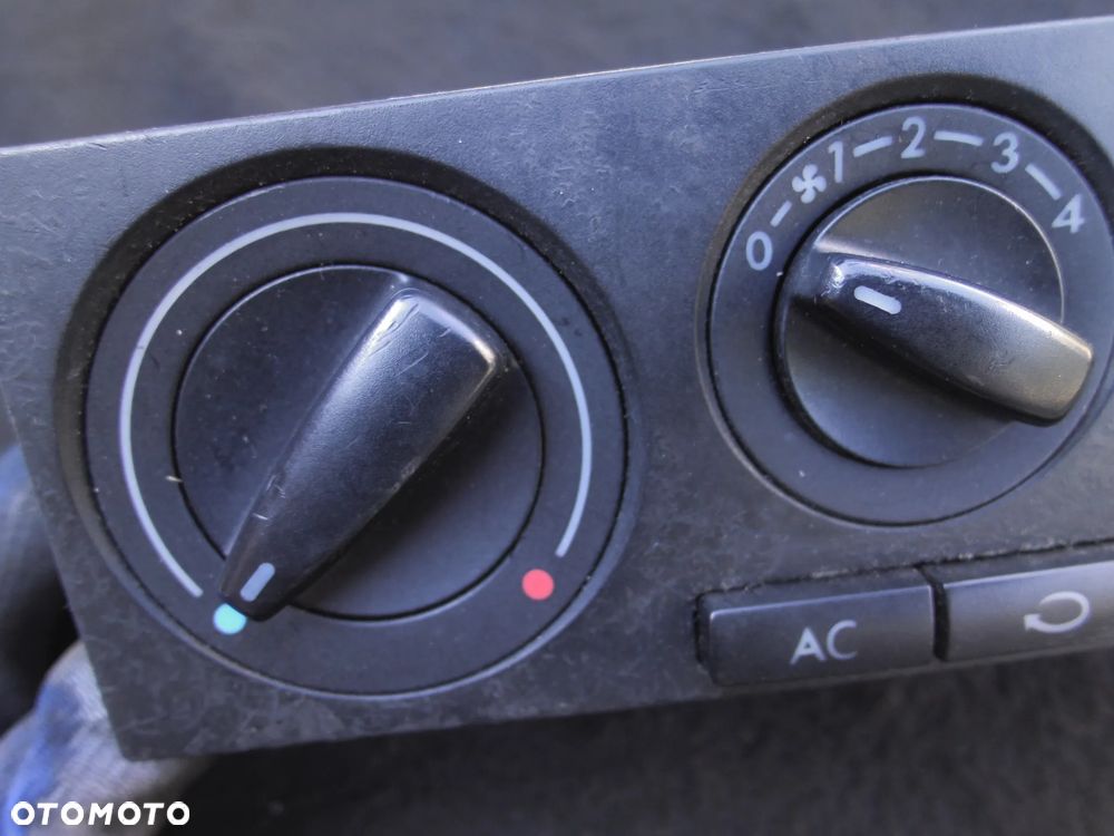VW GOLF IV PANEL STEROWANIA KLIMATYZACJI NAWIEWU VOLKSWAGEN WTYCZKI INSTALACJA - 7