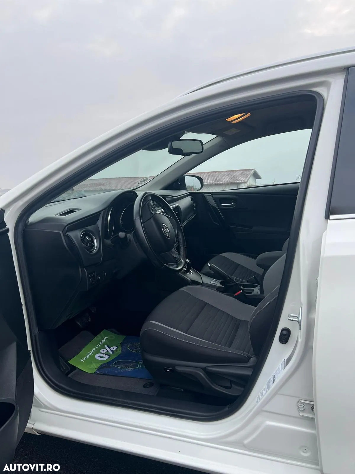 Toyota Auris - 10