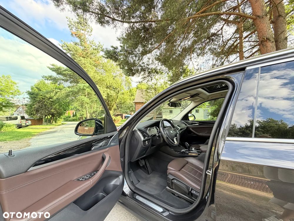BMW X3 xDrive20d xLine - 13
