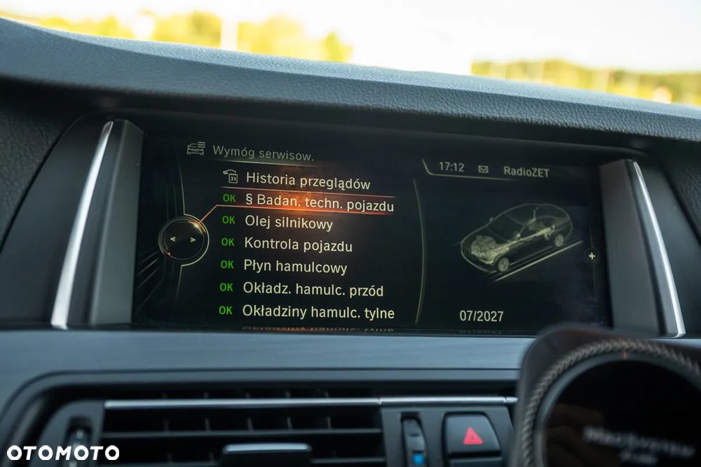 BMW Seria 5 530d Luxury Line - 32