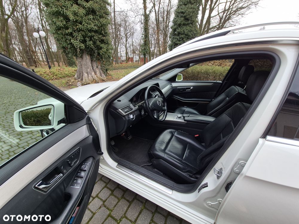 Mercedes-Benz Klasa E 350 CDI 4-Matic BlueEff Avantgarde - 11