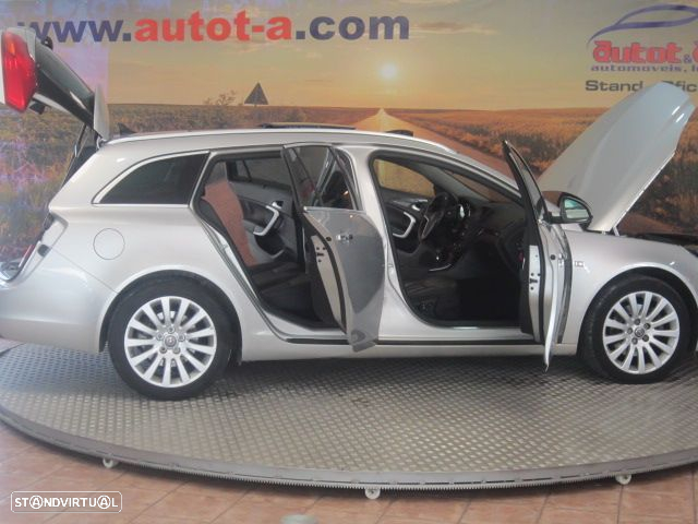 Opel Insignia Sports Tourer 2.0 CDTi Cosmo - 16