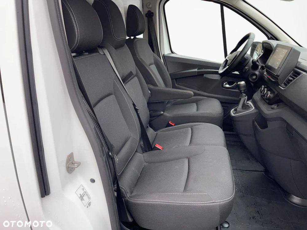 Renault Trafic - 8