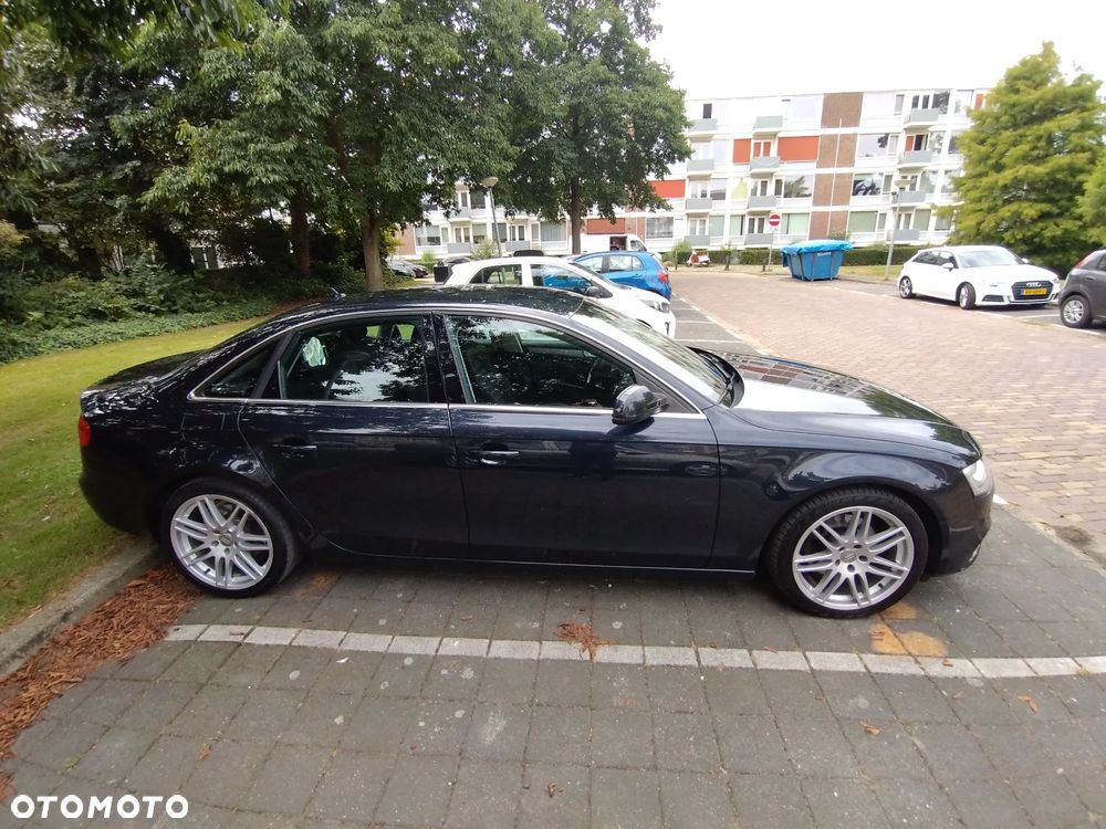 Audi A4 Limousine 2013 photo 4