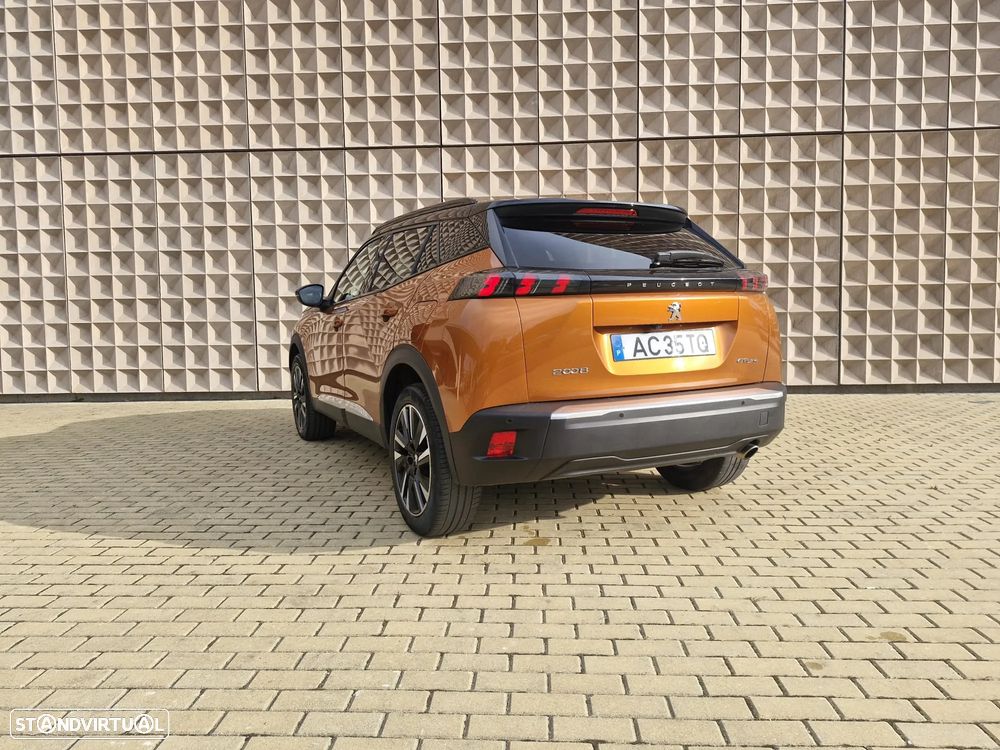 Peugeot 2008 1.5 BlueHDi GT Line - 3