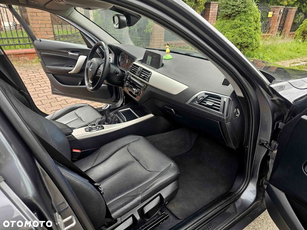 BMW Seria 1 118i Edition Metropolitan - 25