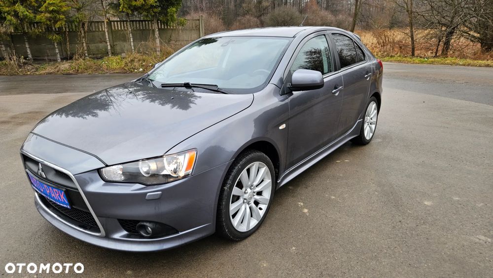 Mitsubishi Lancer 1.8 Intense - 1