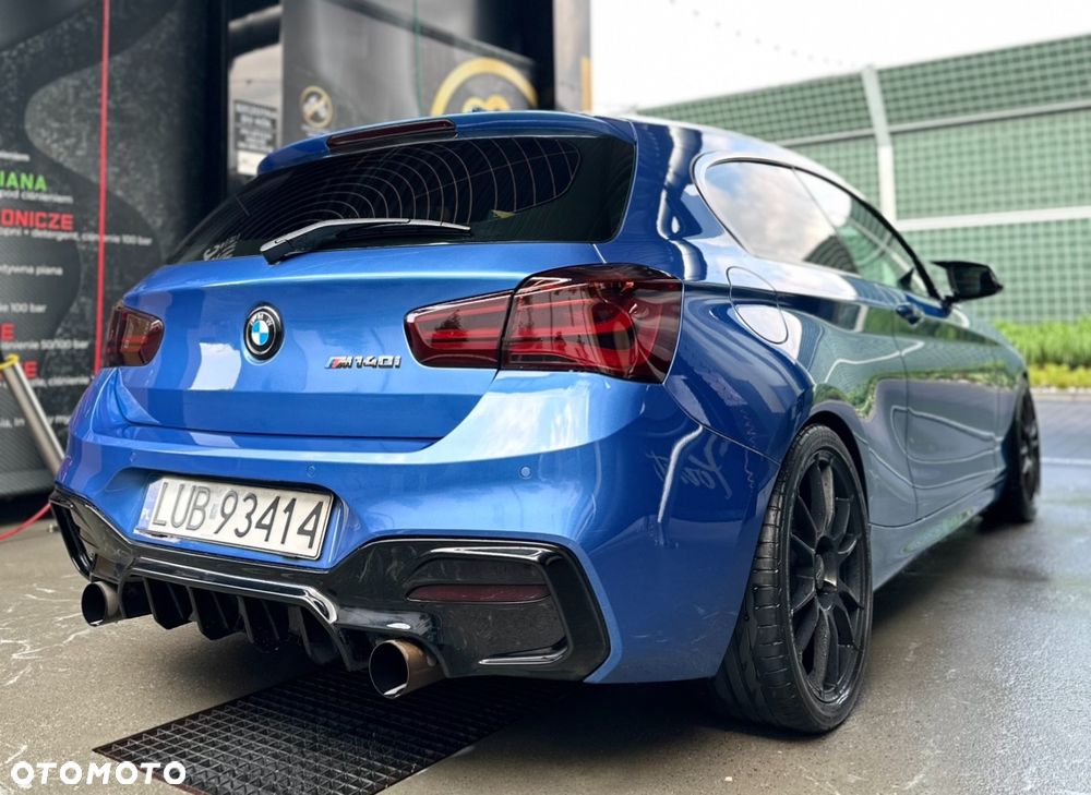 BMW 1M - 3