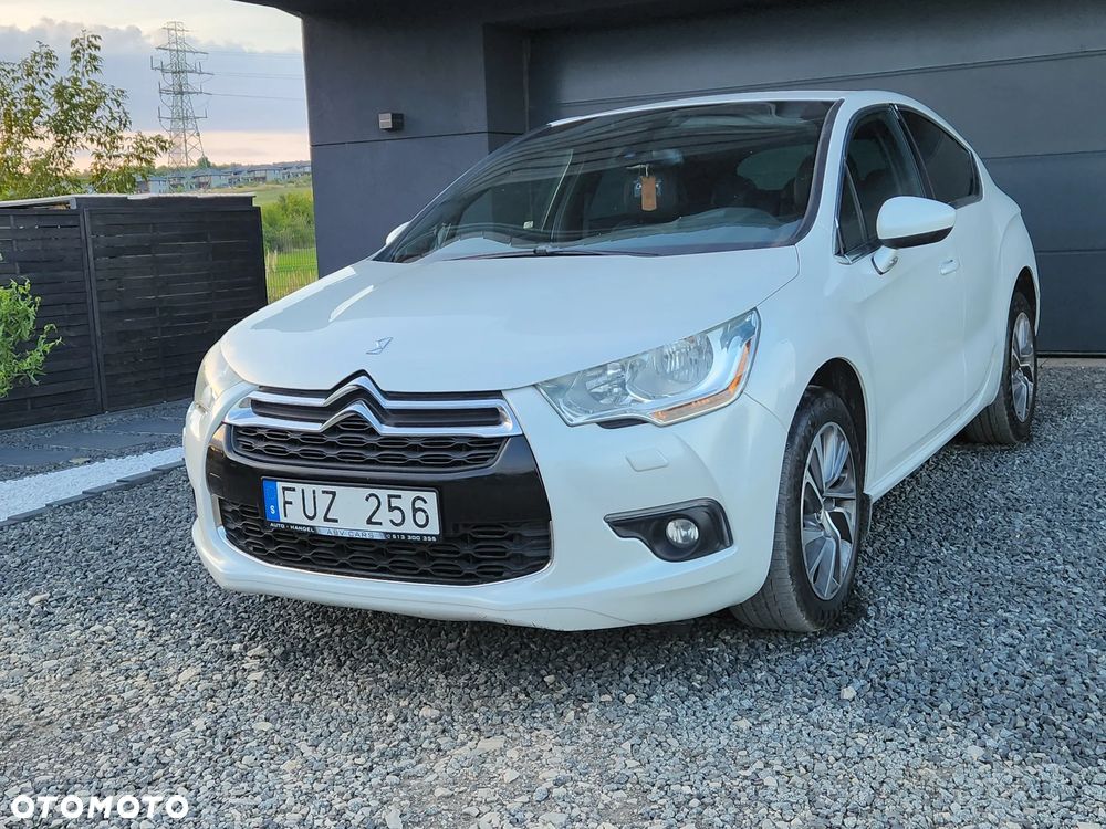 Citroën DS4 HDi 165 SoChic - 37