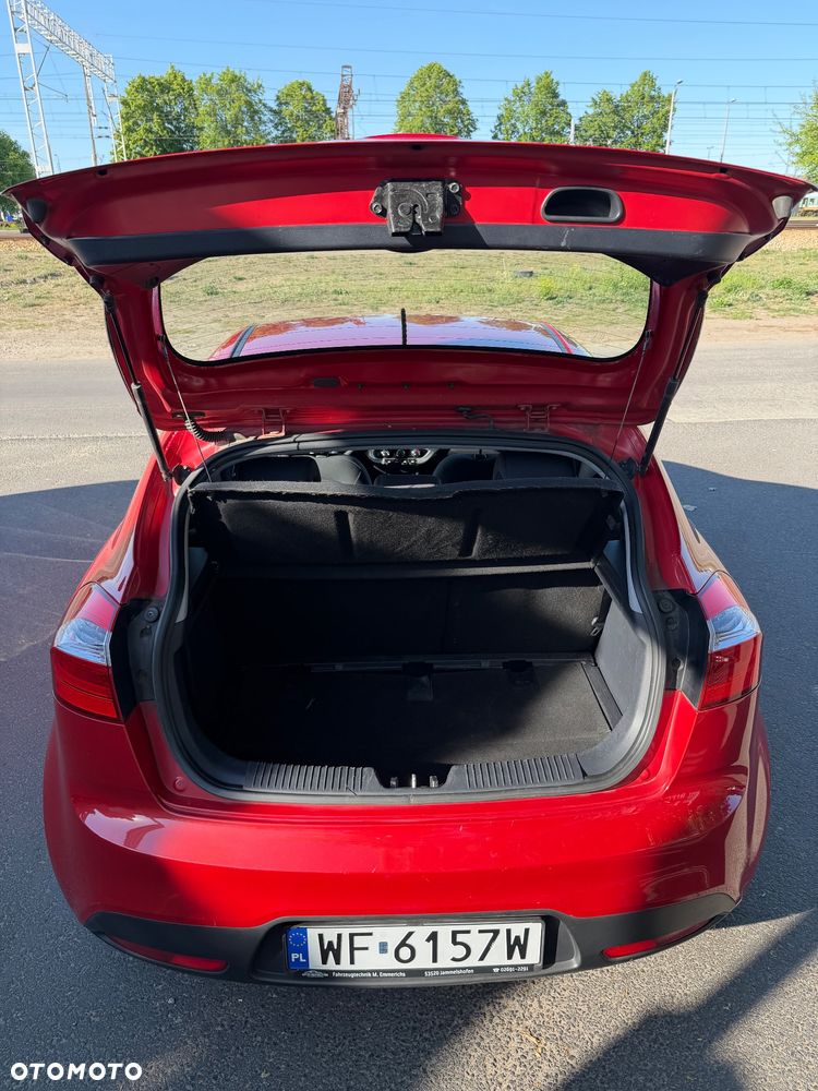 Kia Rio 1.4 M - 3