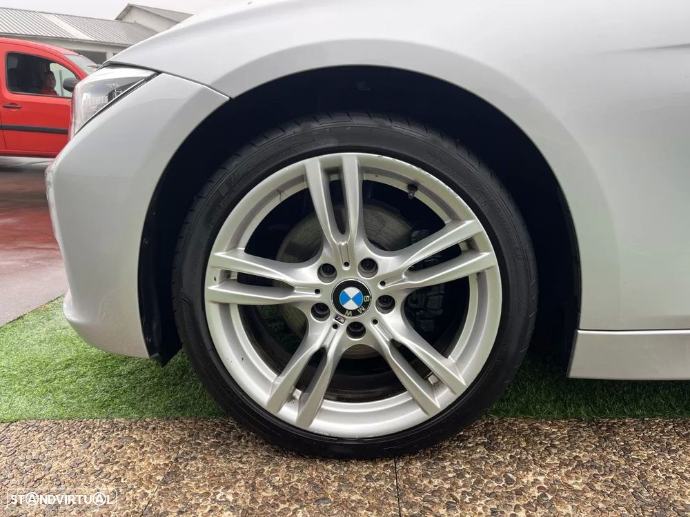 BMW 320 d Touring Auto Line Sport - 21