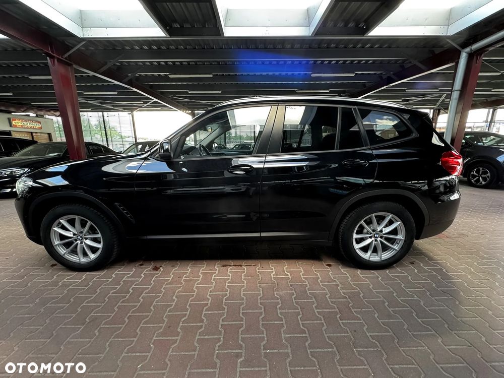 BMW X3 xDrive20d Advantage - 4