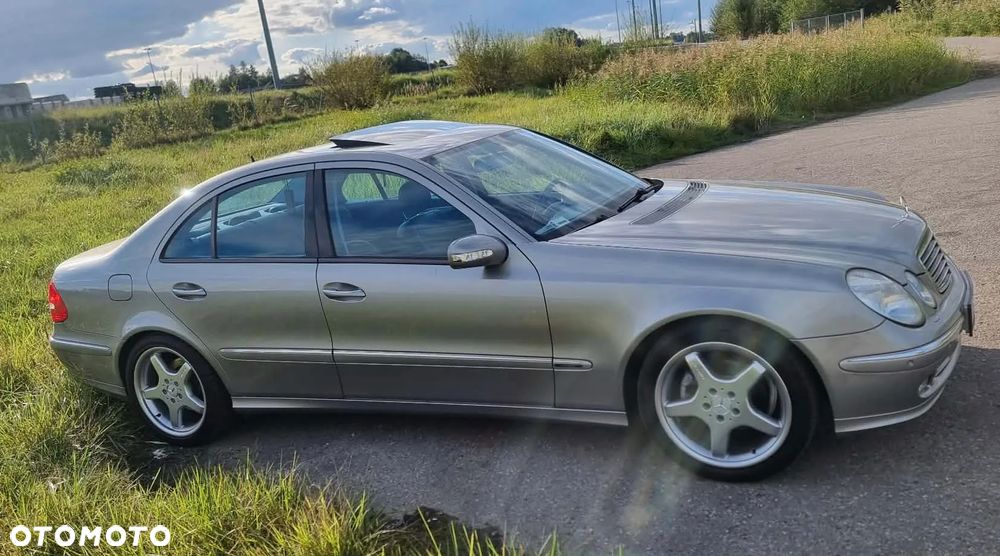 Mercedes-Benz Klasa E 320 CDI T Avantgarde - 4