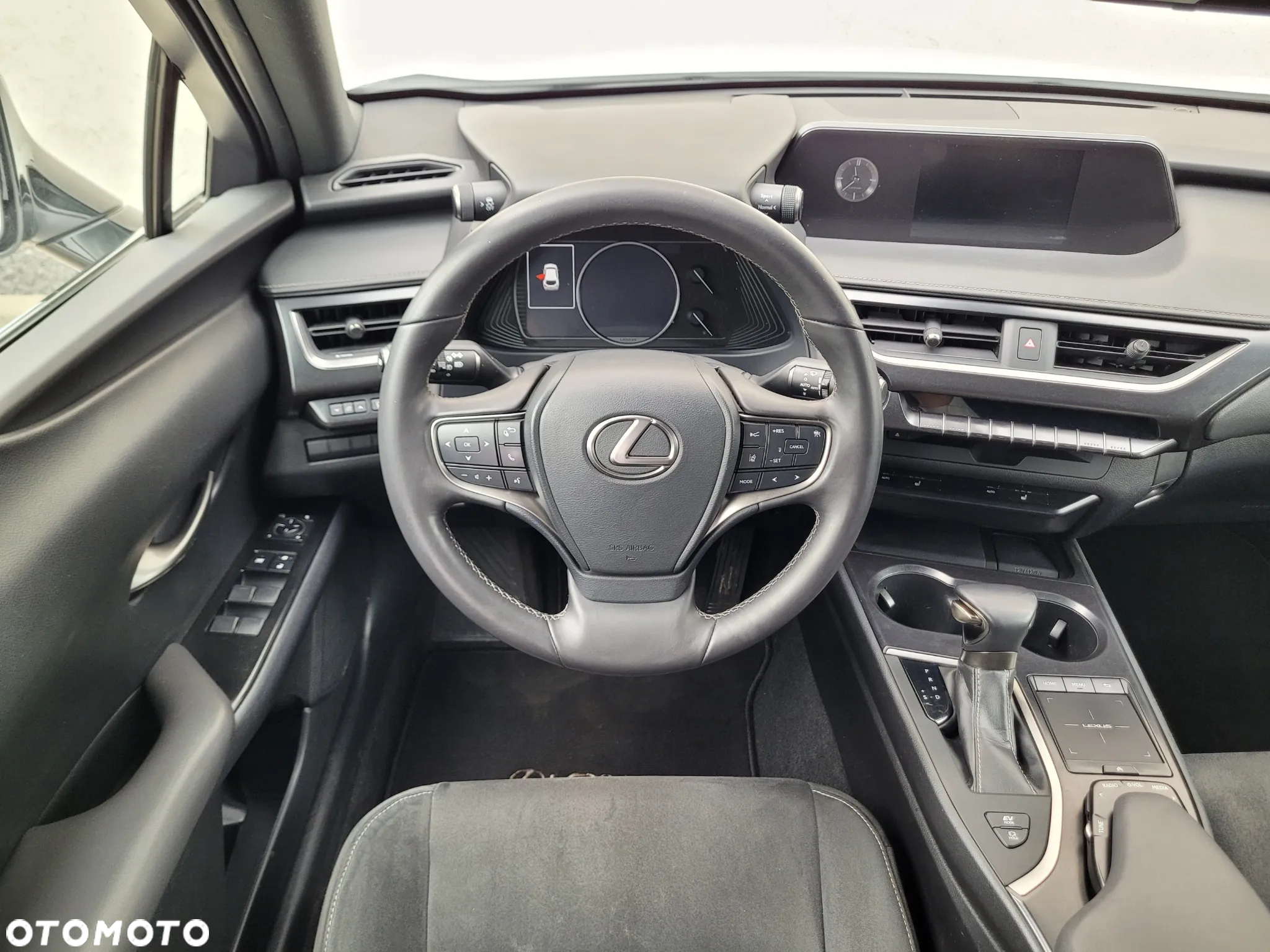 Lexus UX 250h Elegance 2WD - 16