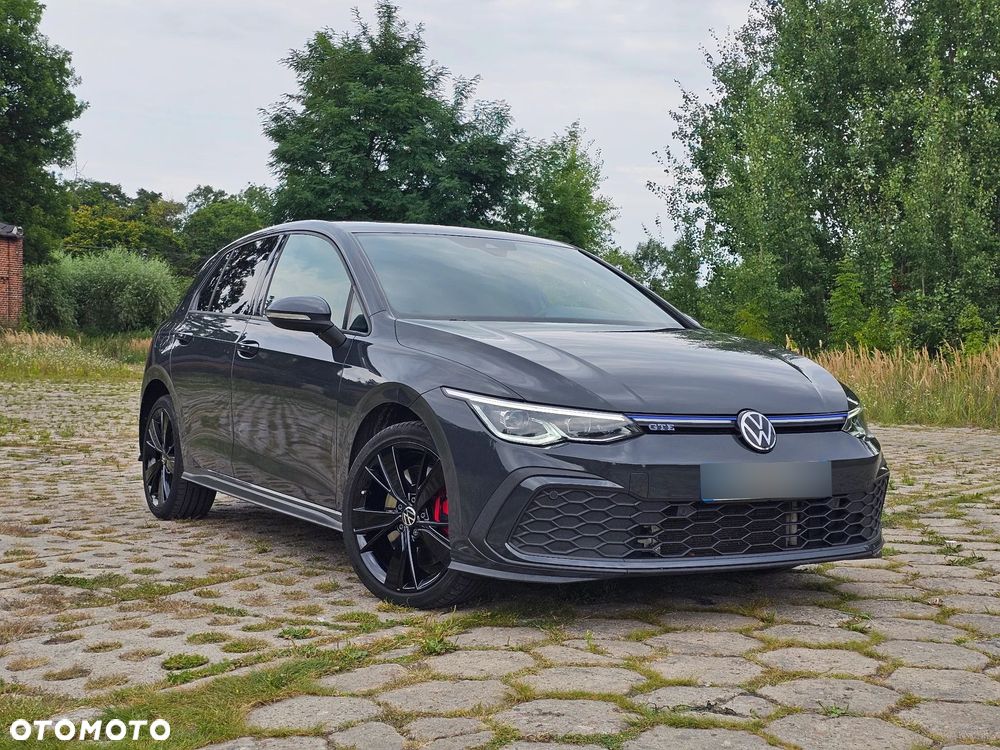 Volkswagen Golf - 24