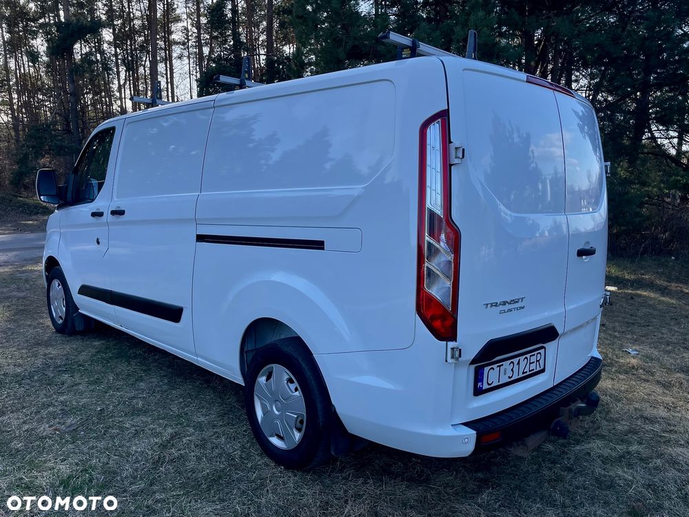 Ford Transit Custom Van - 3