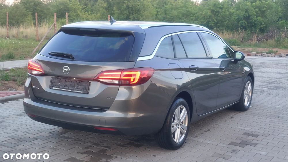 Opel Astra 1.6 D Start/Stop Sports Tourer Innovation - 24