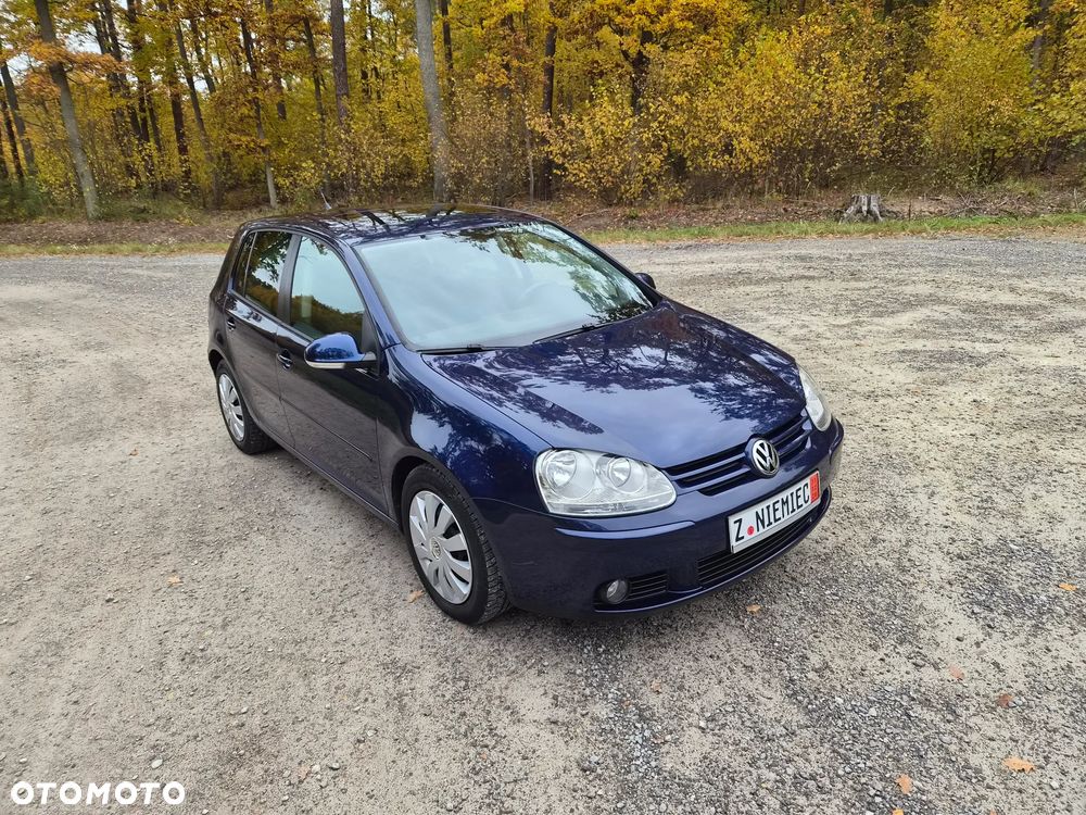 Volkswagen Golf - 8